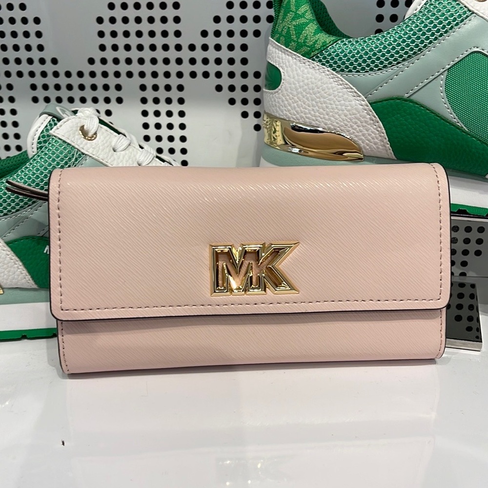 Michael Kors Mimi Large Saffiano Leather Bi-Fold Continental Wallet
Pawder Blush - Picture 9 of 16